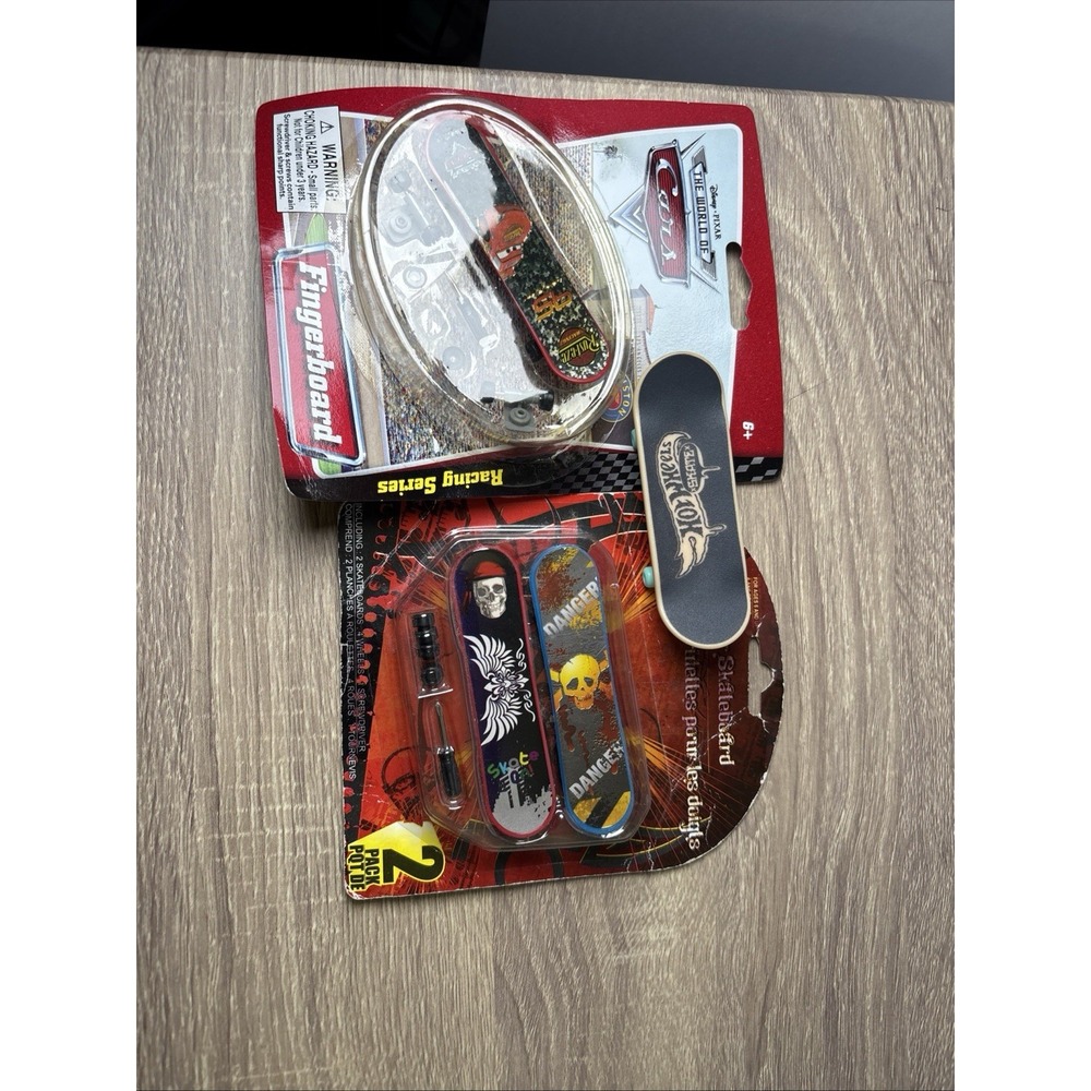 Disney Cars Lightning McQueen & Skull Skateboards NIP